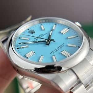 Rolex 124300 black dial 41mm 1:1 super clone watch