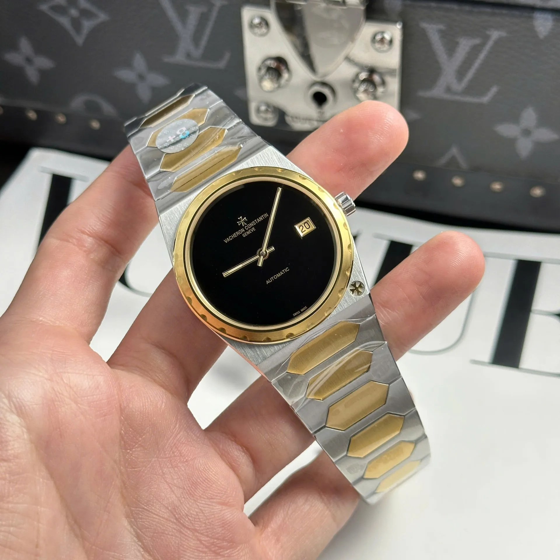1:1 super clone luxury watch detail product photo