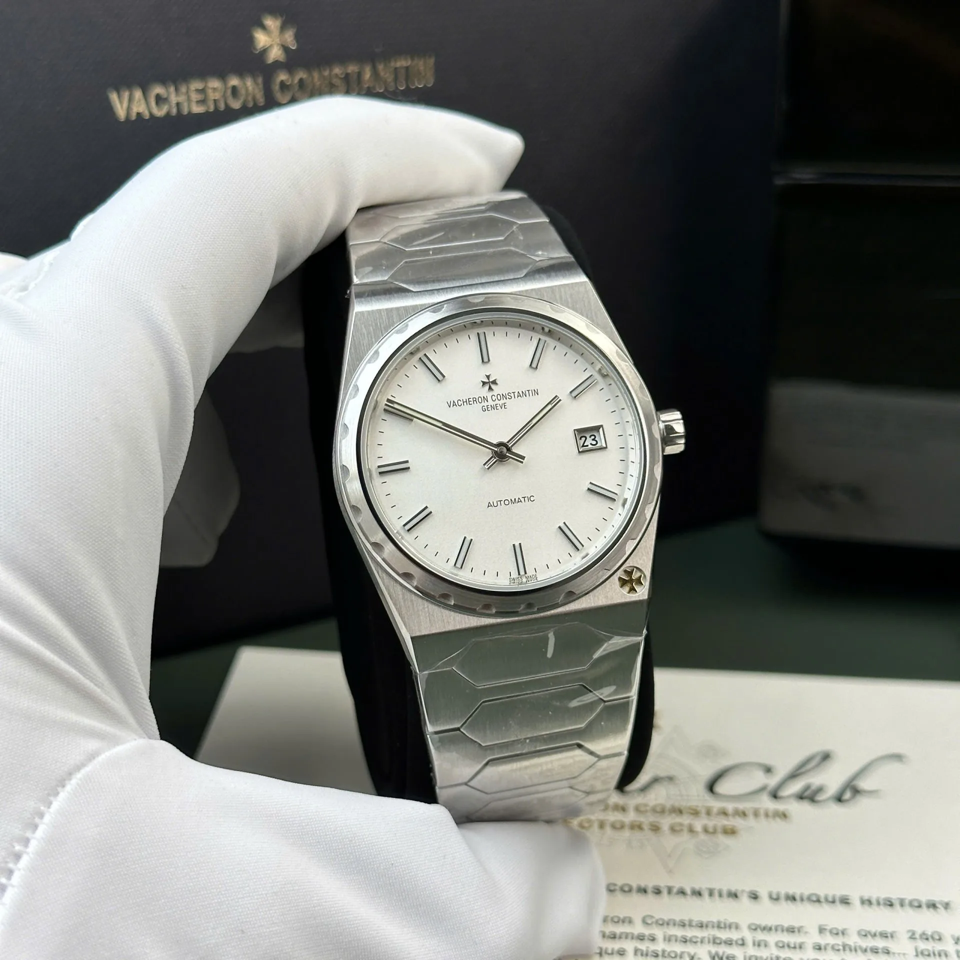 1:1 super clone luxury watch detail product photo