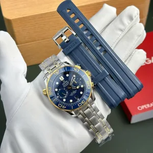 Omega CHRONOGRAPH blue dial 1:1 super clone watch product photo 44mm