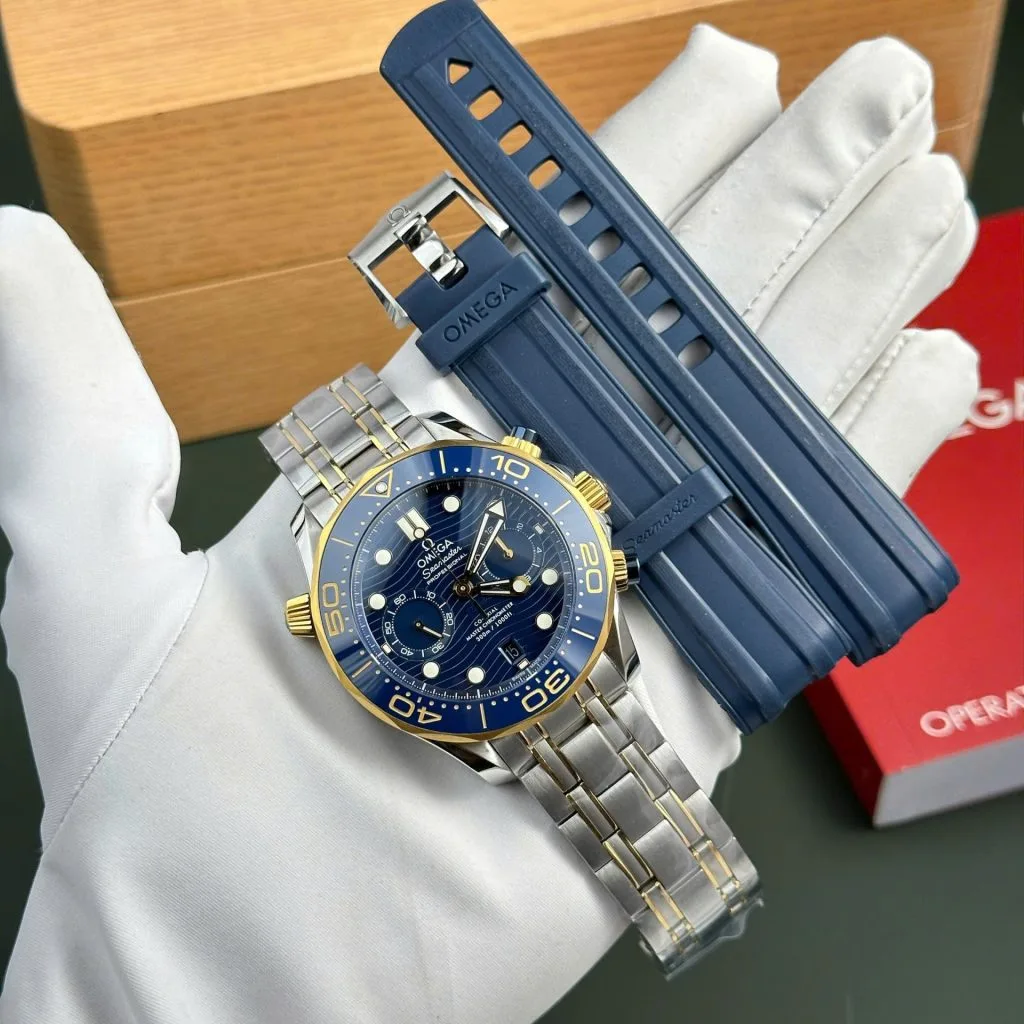 Omega CHRONOGRAPH blue dial 1:1 super clone watch product photo 44mm