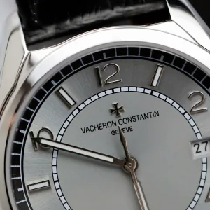 1:1 super clone luxury watch detail product photo