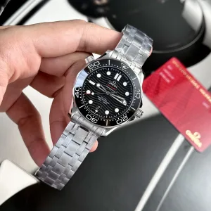 Omega Seamaster Professional Diver 300M black dial 42mm 1:1 super clone watch