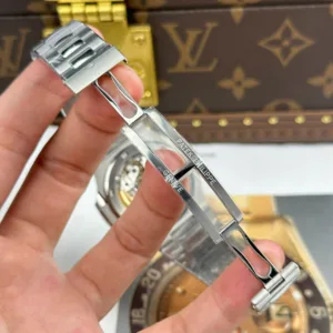 1:1 super clone luxury watch detail product photo