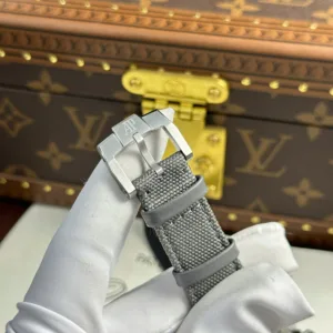 1:1 super clone luxury watch detail product photo