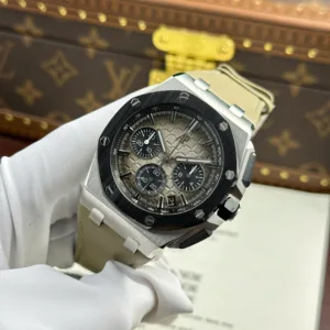 1:1 super clone luxury watch detail product photo