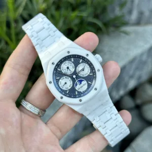 1:1 super clone luxury watch detail product photo