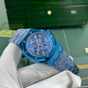 1:1 super clone luxury watch detail product photo