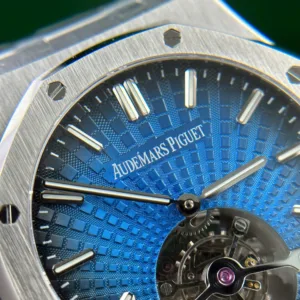 1:1 super clone luxury watch detail product photo