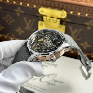1:1 super clone luxury watch detail product photo