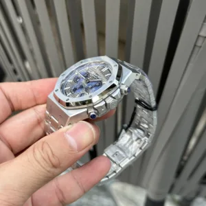 1:1 super clone luxury watch detail product photo