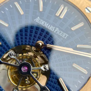 1:1 super clone luxury watch detail product photo