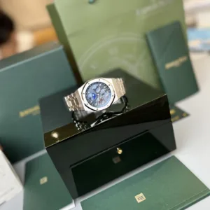 1:1 super clone luxury watch detail product photo