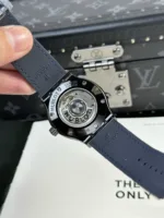 1:1 super clone luxury watch detail product photo