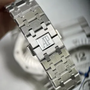 1:1 super clone luxury watch detail product photo