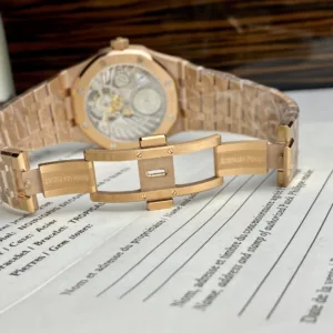 1:1 super clone luxury watch detail product photo