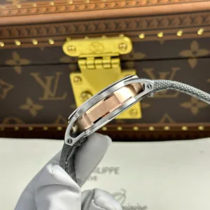 1:1 super clone luxury watch detail product photo