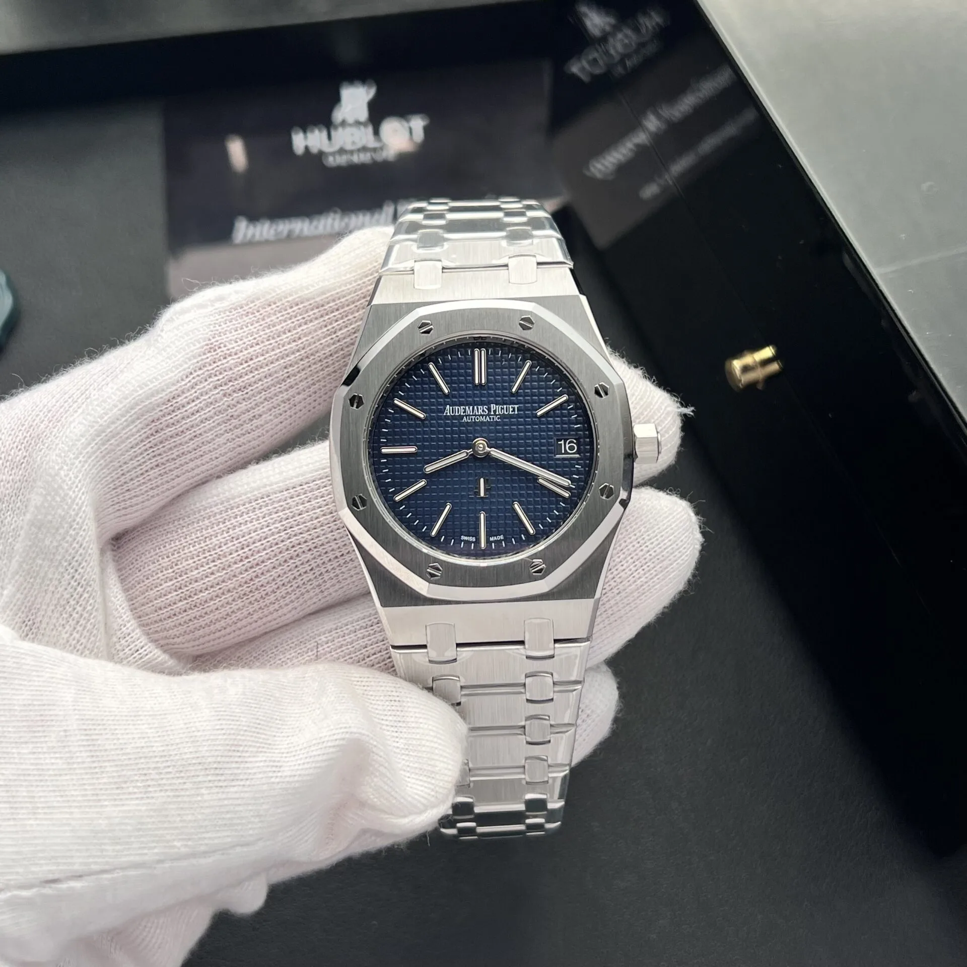 Audemars Piguet 16202ST Royal Oak Octagonal Luxury Sport Blue Dial 39mm Super Clone Watch Audemars Piguet 16202ST Royal Oak Octagonal Luxury Sport Watch blue dial 39mm 1:1 super clone watch
