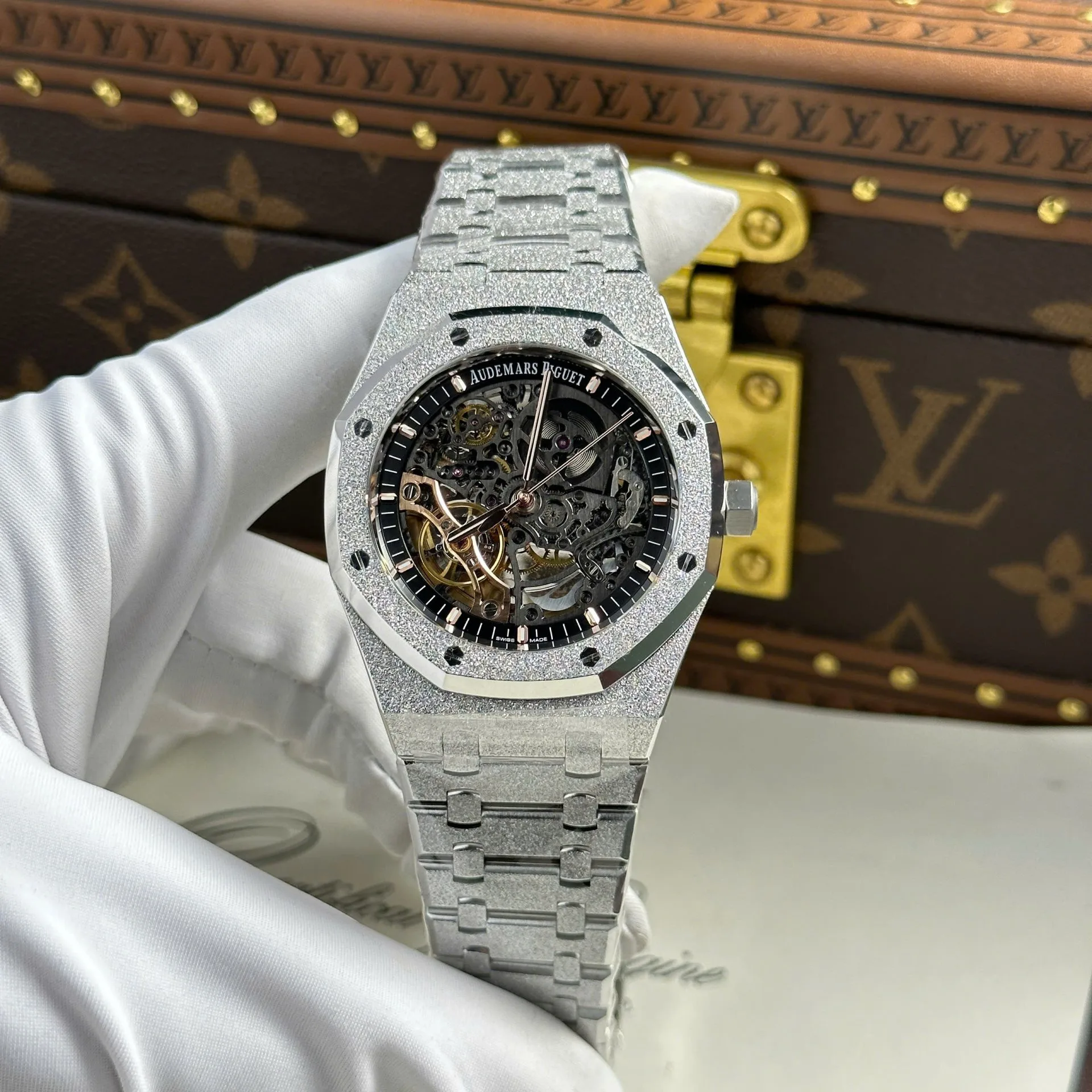 Audemars Piguet 15202OR Royal Oak Octagonal Luxury Sport Blue Dial 41mm Super Clone Watch Audemars Piguet 15202OR Royal Oak Octagonal Luxury Sport Watch blue dial 41mm 1:1 super clone watch