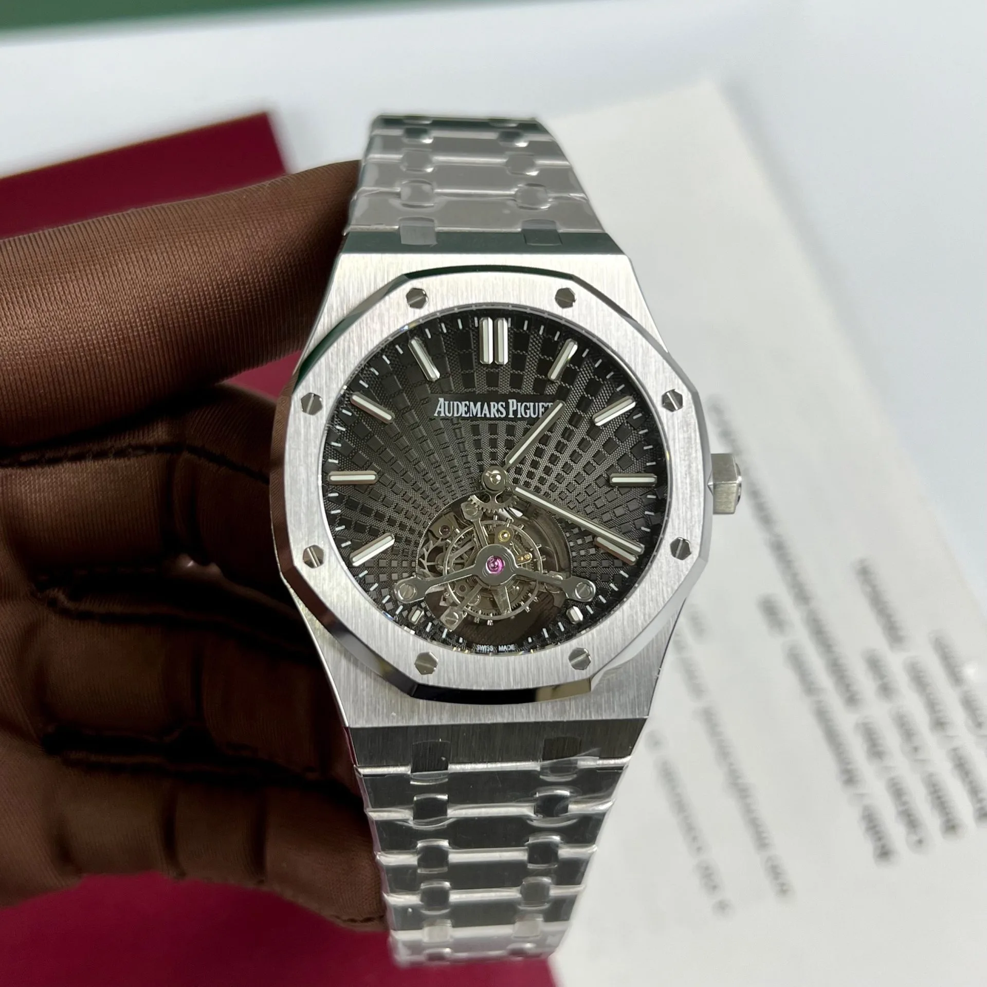 Audemars Piguet Royal Oak Octagonal Luxury Sport Black Dial 41mm Super Clone Watch Audemars Piguet Royal Oak Octagonal Luxury Sport Watch black dial 41mm 1:1 super clone watch