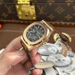 Patek Philippe Nautilus Porthole Sport Watch rose gold 40mm 1:1 super clone watch