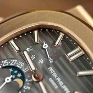 Patek Philippe Nautilus Porthole Sport Watch rose gold 40mm 1:1 super clone watch