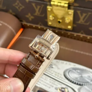 Patek Philippe Nautilus Porthole Sport Watch rose gold 40mm 1:1 super clone watch