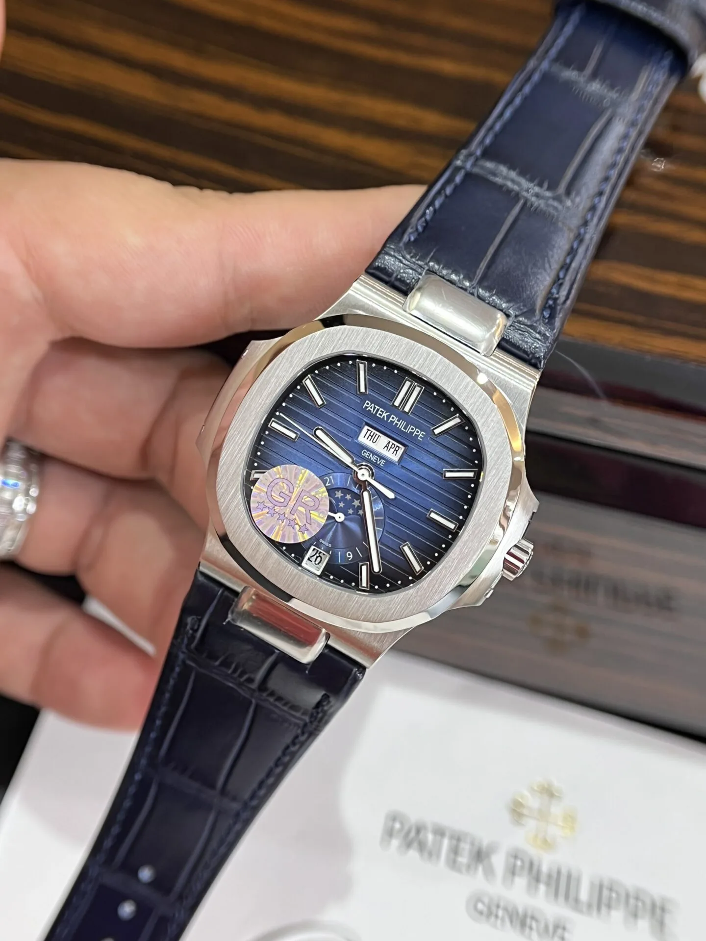Patek Philippe Nautilus Porthole Sport Watch 40mm 1:1 super clone watch