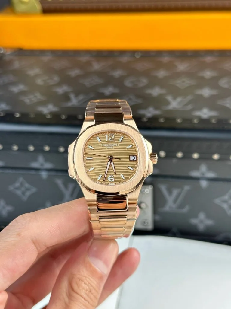 Patek Philippe Nautilus Porthole Sport Watch 32mm 1:1 super clone watch