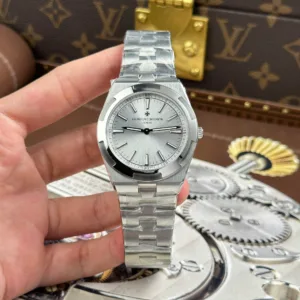 Vacheron Constantin CONSTANTIN Overseas Luxury Sport Traveler Watch white dial 40mm 1:1 super clone watch