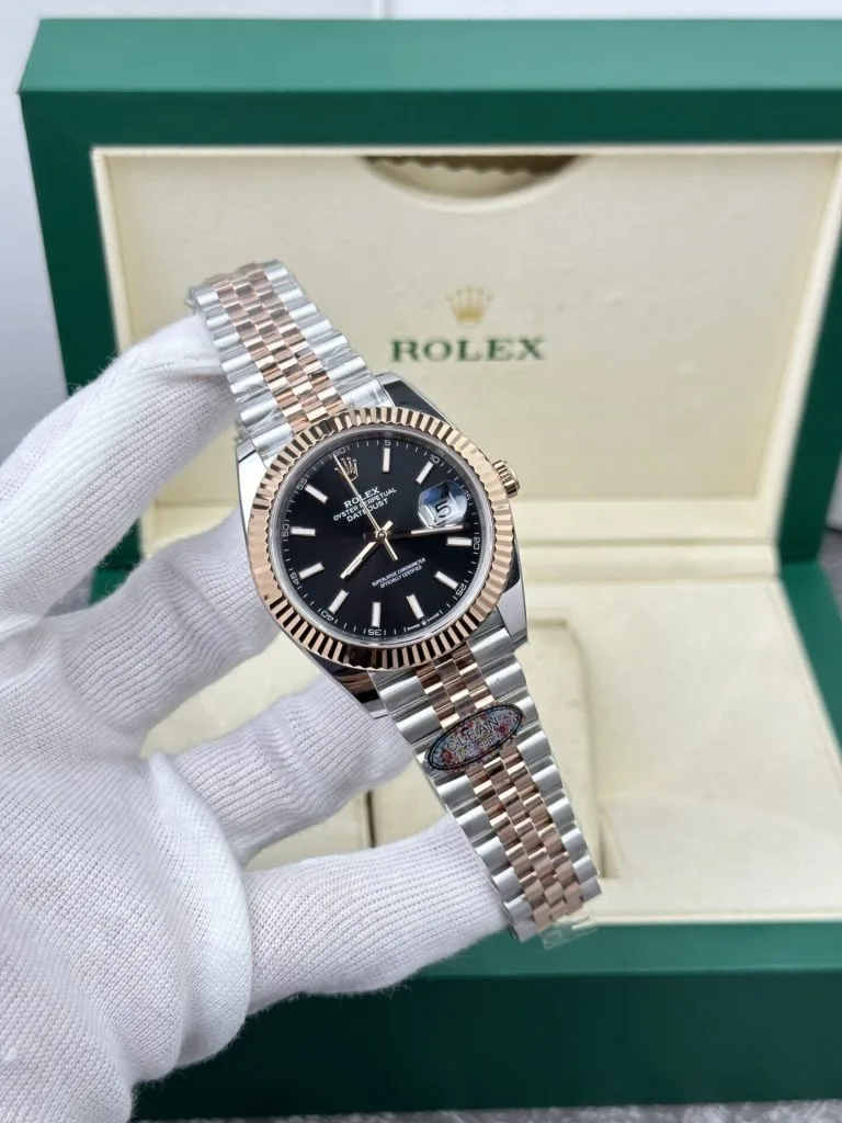 Rolex 126331 Super Clone Watch Detail Photo Rolex 126331 rose gold 1:1 super clone watch product photo 41mm