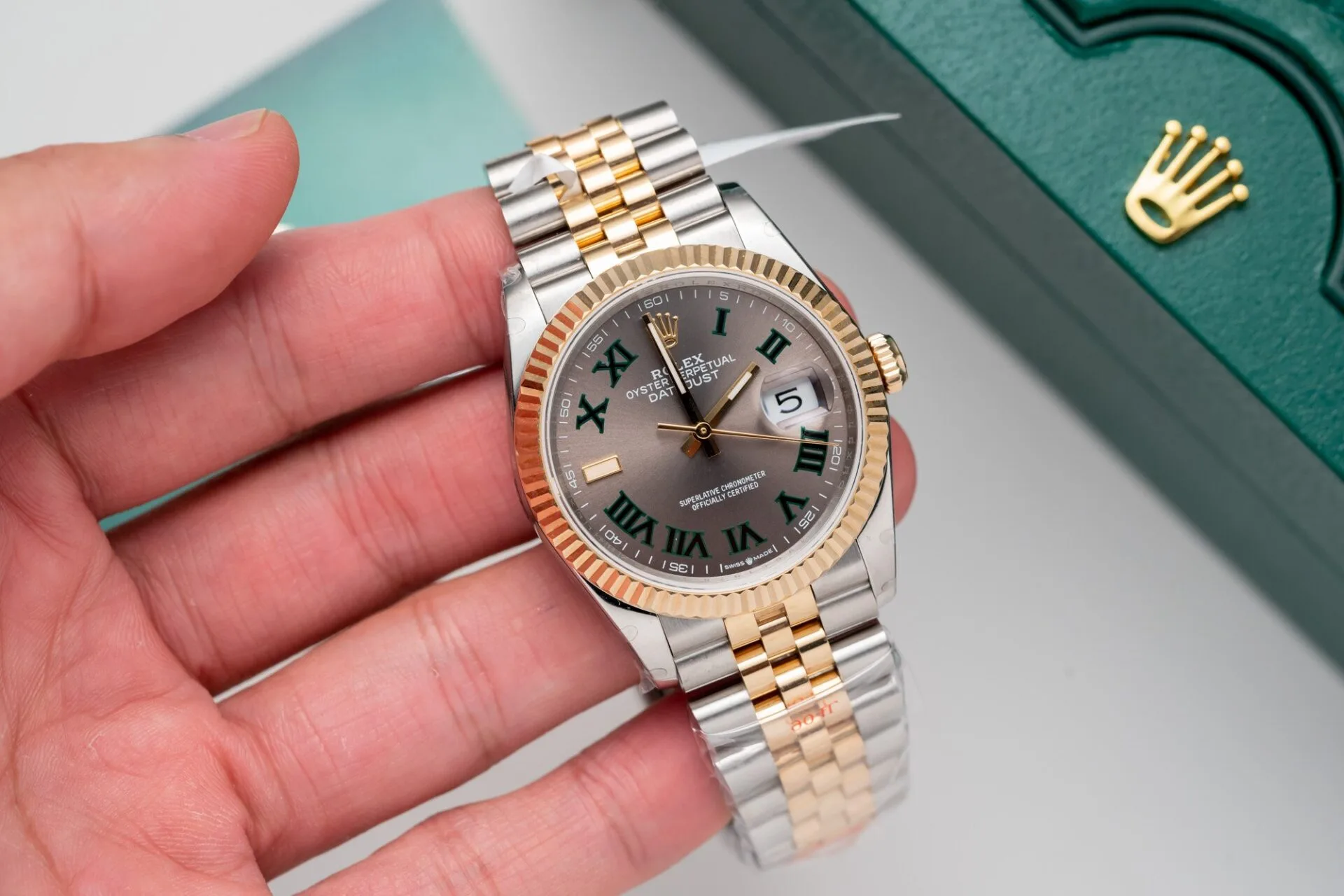 Rolex 126231 rose gold 1:1 super clone watch product photo 36mm