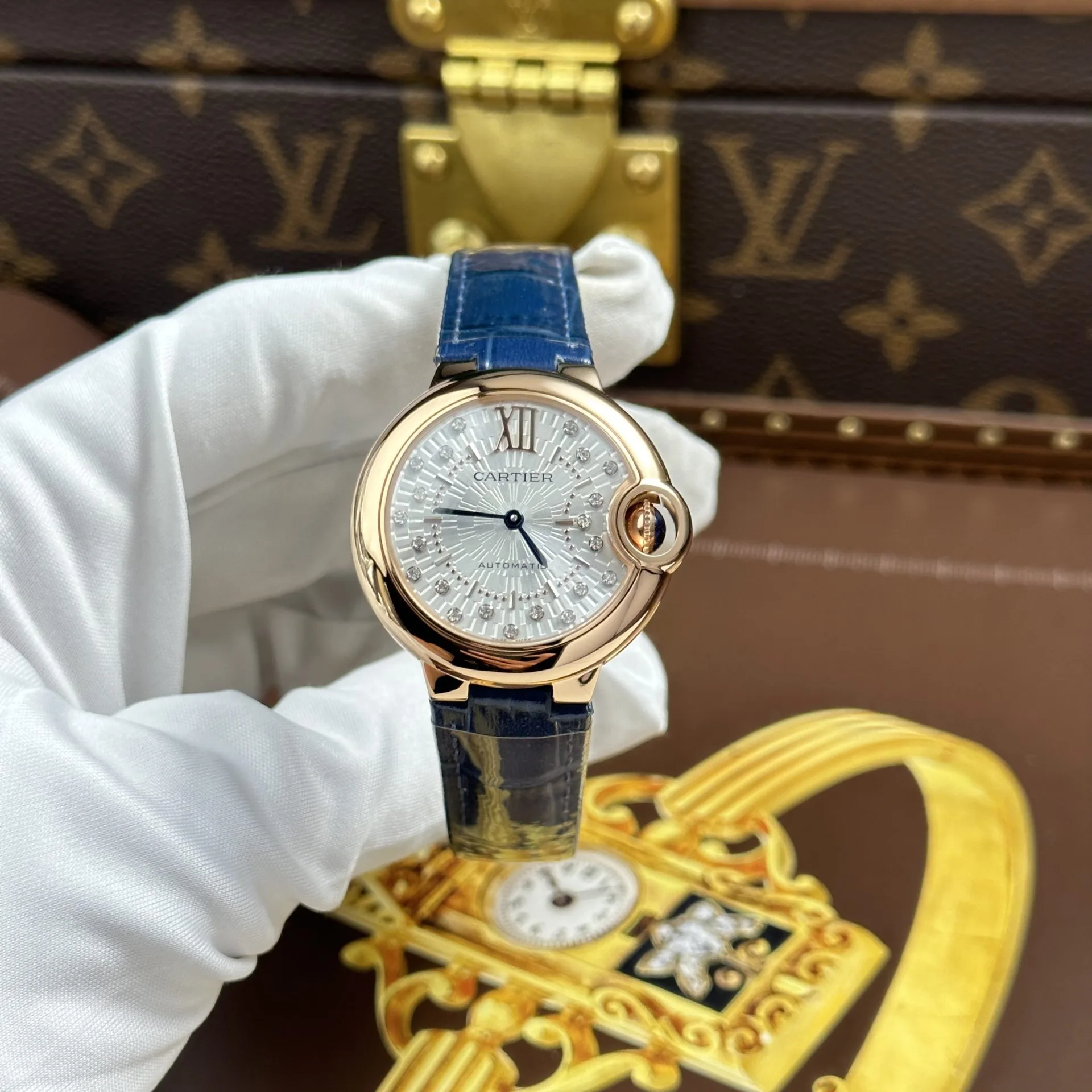 Cartier WGBB0052 Ballon Bleu Round Dress Watch rose gold 33mm 1:1 super clone watch