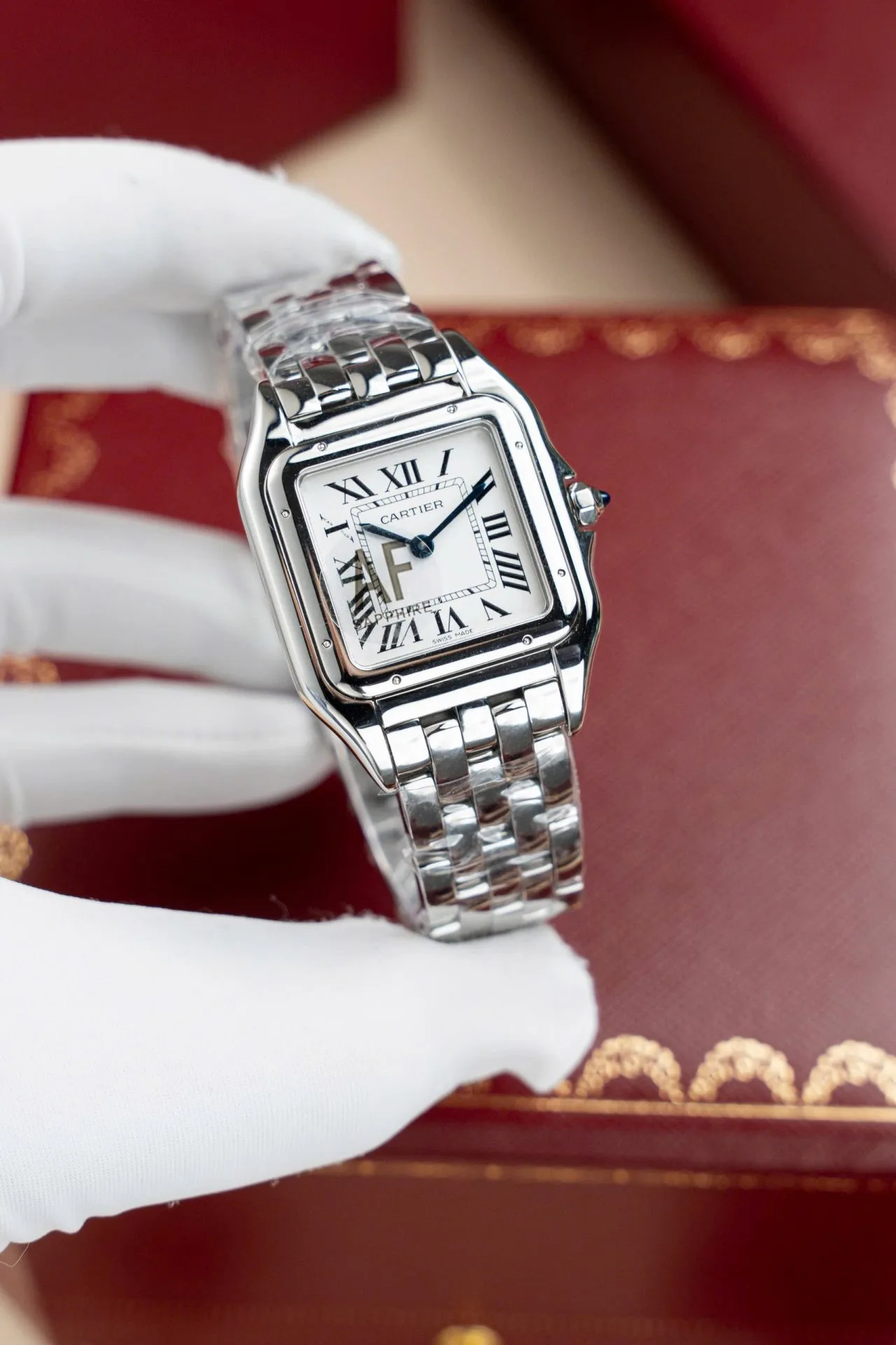 Cartier WGPN0007 Panthère de Cartier Ladies Watch white dial 27x37mm 1:1 super clone watch