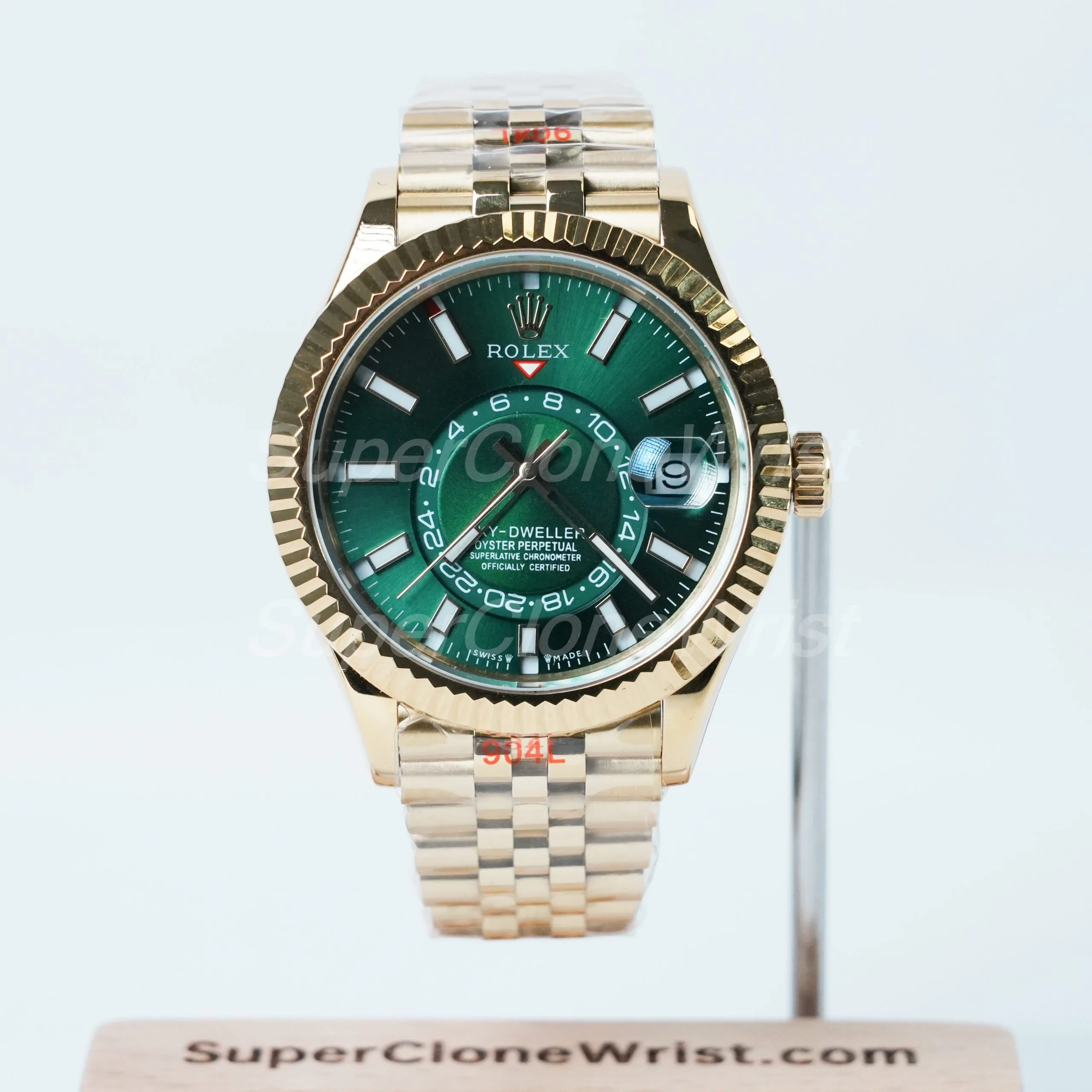 Rolex-Sky-Dweller-326238-Forest-Green-Dial-Yellow-Gold-42mm Super Clone Watches Replica Watches - 1