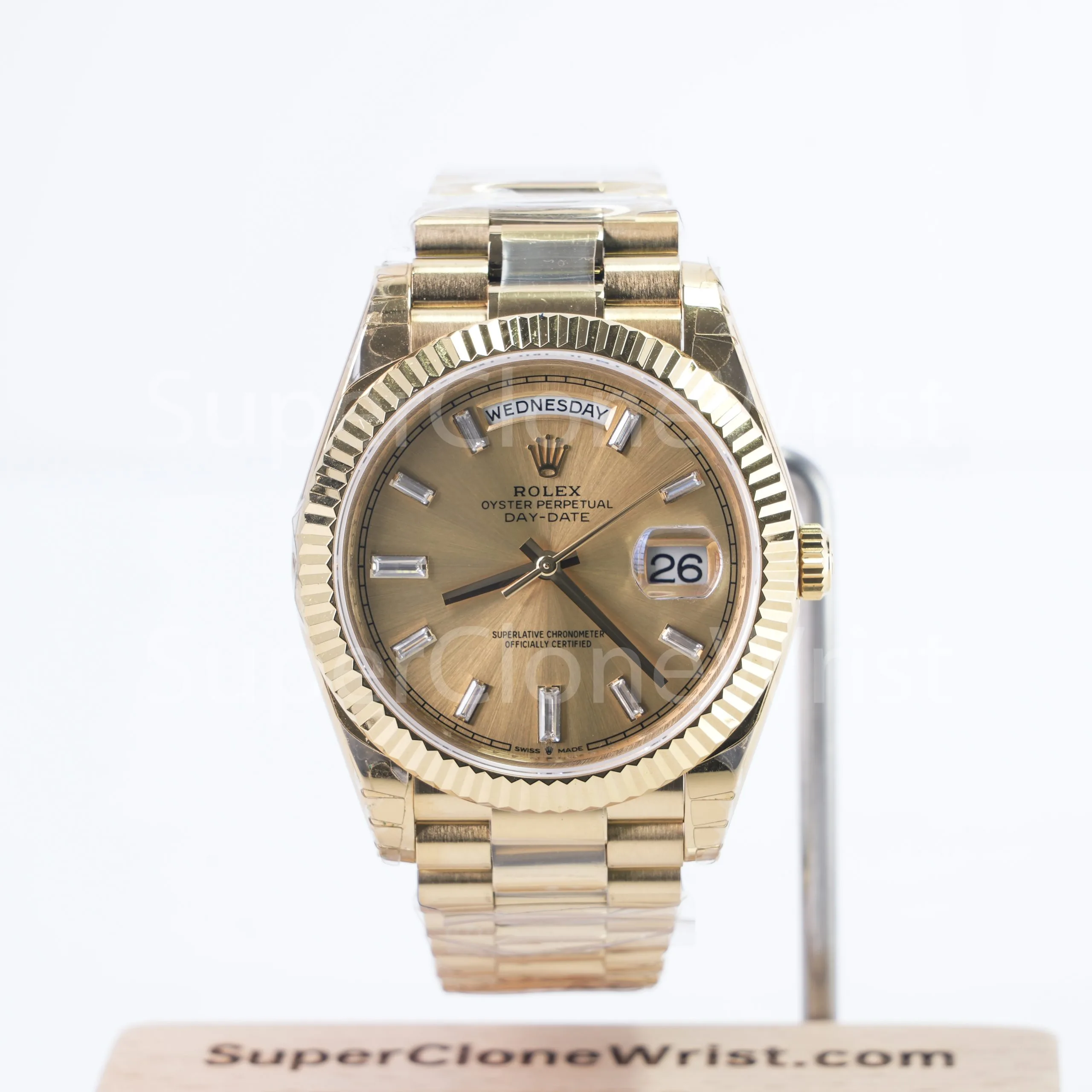 Rolex Day-Date 228238 18K Yellow Gold Champagne Sunray Baguette Diamond Dial Fluted Bezel President Bracelet 40mm Replica Watches - 1