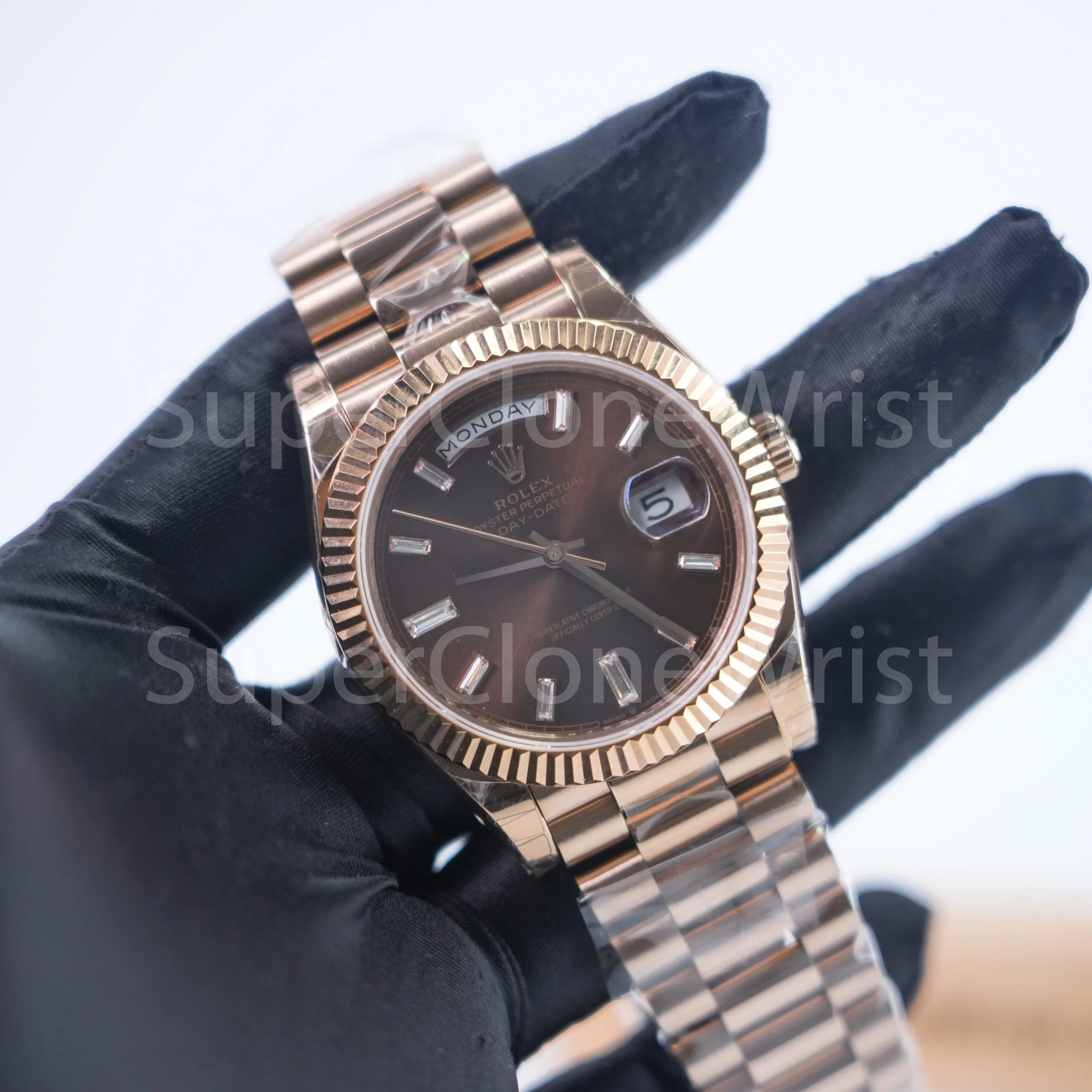 Rolex Day-Date 228235 Rose Gold Chocolate Sunray Baguette Diamond Dial Fluted Bezel President Bracelet 40mm Replica Watches - 2