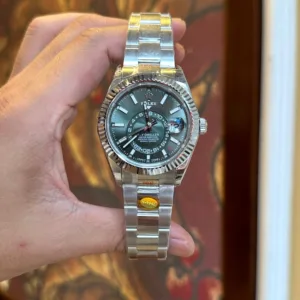 Rolex Sky Dweller 336934 Replica Mat Xanh La Cay Noob Factory 42mm 6.jpg